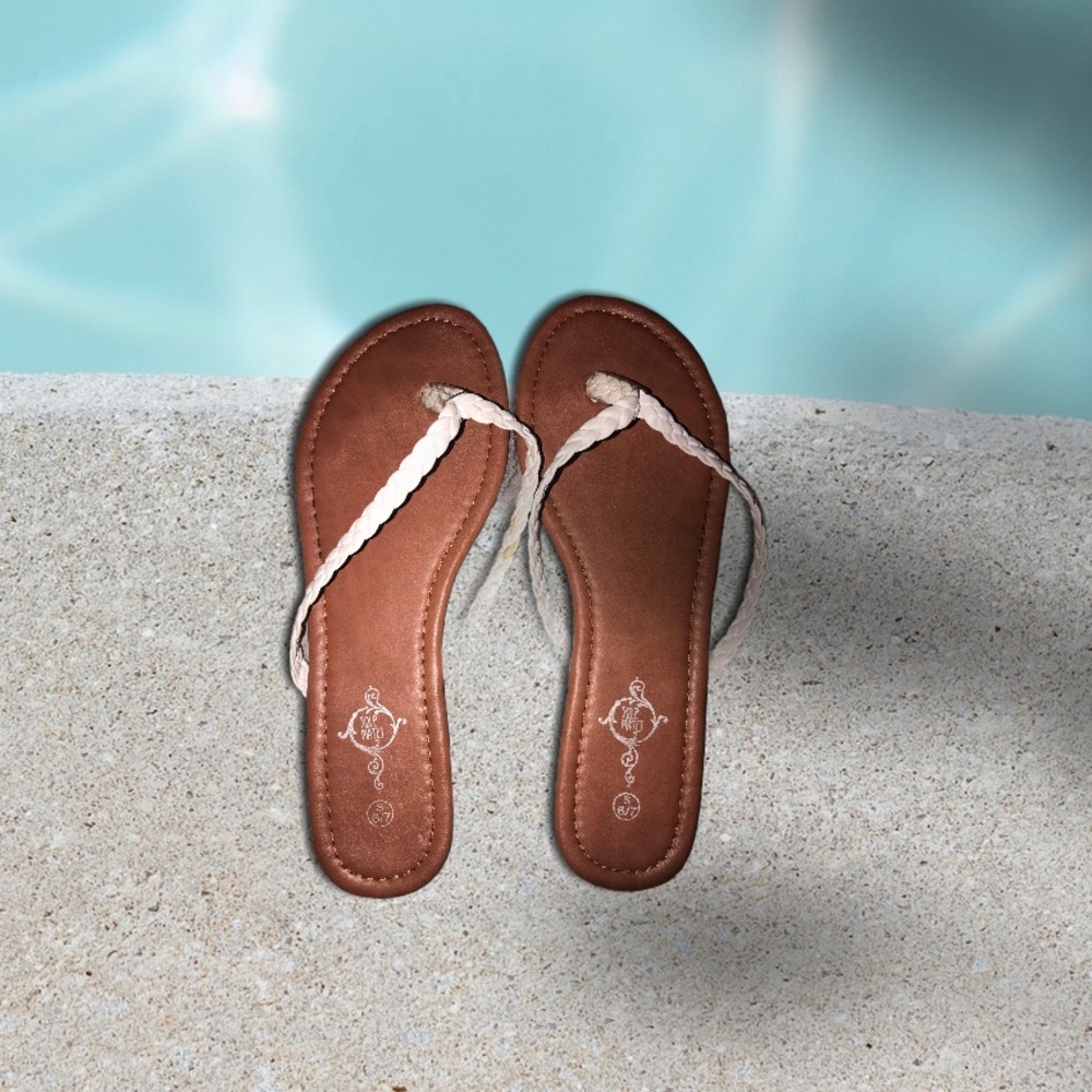 Like new sandals